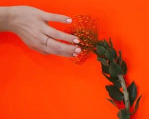 beauty trends nails 2021, irregular shapes 