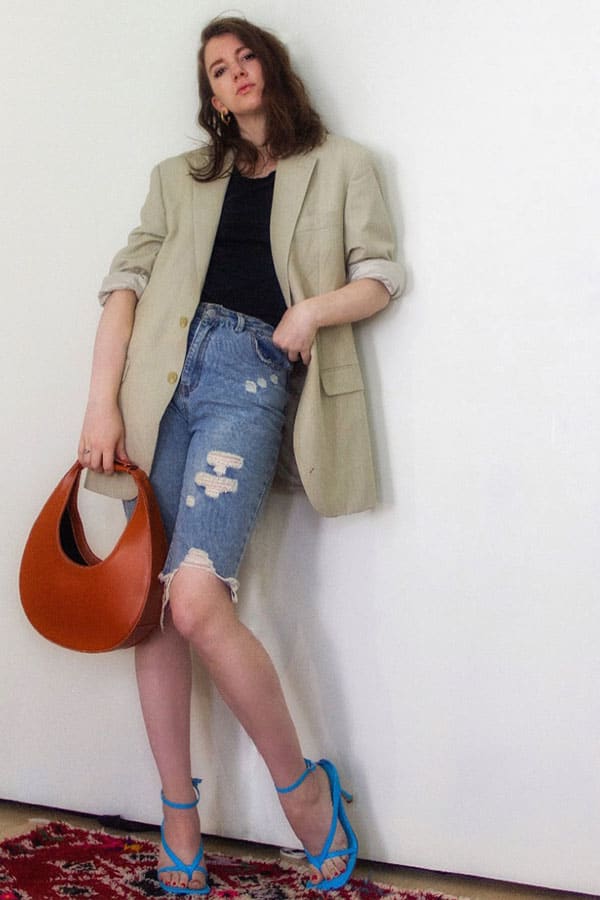 how to wear square toe heels, square-toe outfit ideas with oversized blazer and jean shorts