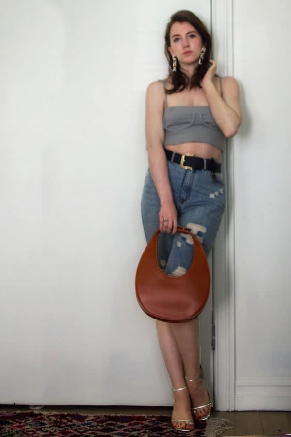 how to wear square toe heels, square toe heel outfit ideas with jean shorts and moon bag