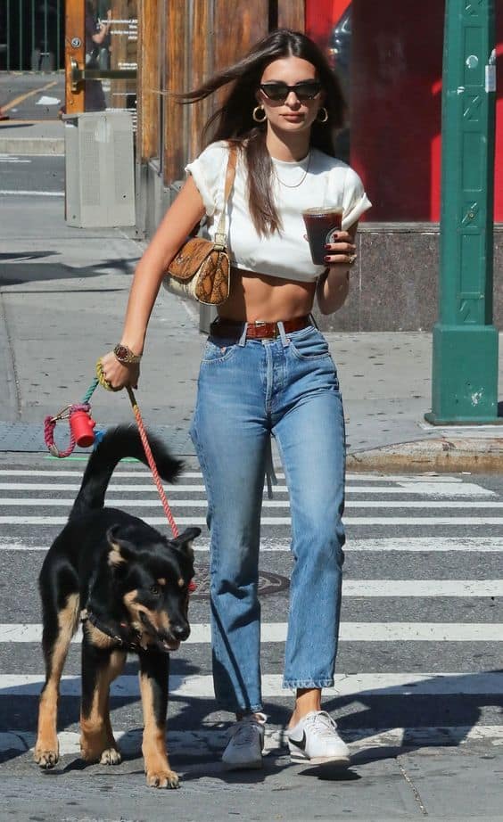 emrata model off duty look