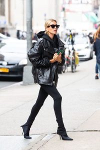 model off duty hailey bieber athleisure with structured items