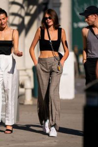 How To Master The Model Off Duty Look 7 Items You Need Gabrielle Arruda