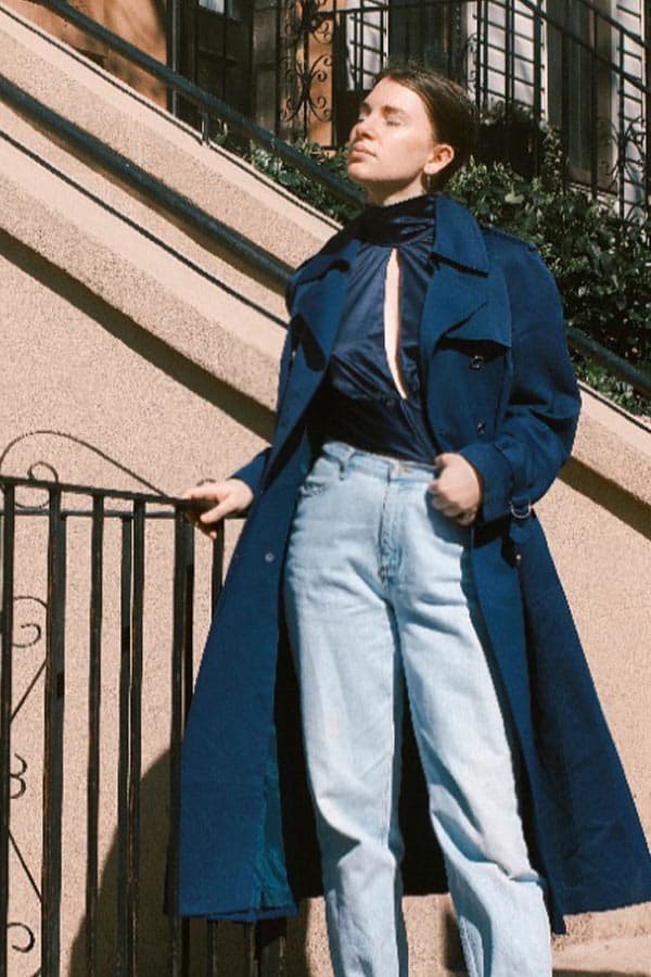 f/w 2020 color trends galaxy blue, fall color trends 2020 galaxy blue top and trench on gabrielle arruda