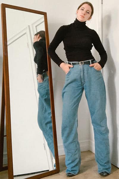 Turtleneck and cheap jeans outfit