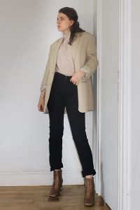 fall french fashion oversized blazer black jeans and loose turtleneck sweater on style blogger gabrielle arruda. square toe boots. parisian chic style outfit