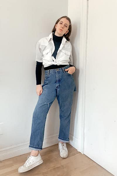 turtleneck under men's short sleeve shirt with vintage levis jeans, showing how to wear mens pieces as a woman 