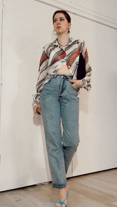 bella hadid style inspiration, loose fit jeans, open fitted blouse with square toe heels on fashion blogger gabrielle arruda
