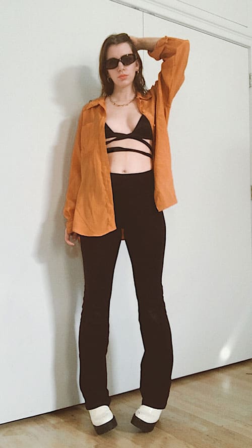 Bell bottom outlet leggings outfit