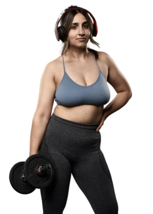 woman in workout gear with apple body shape, mid-sized example